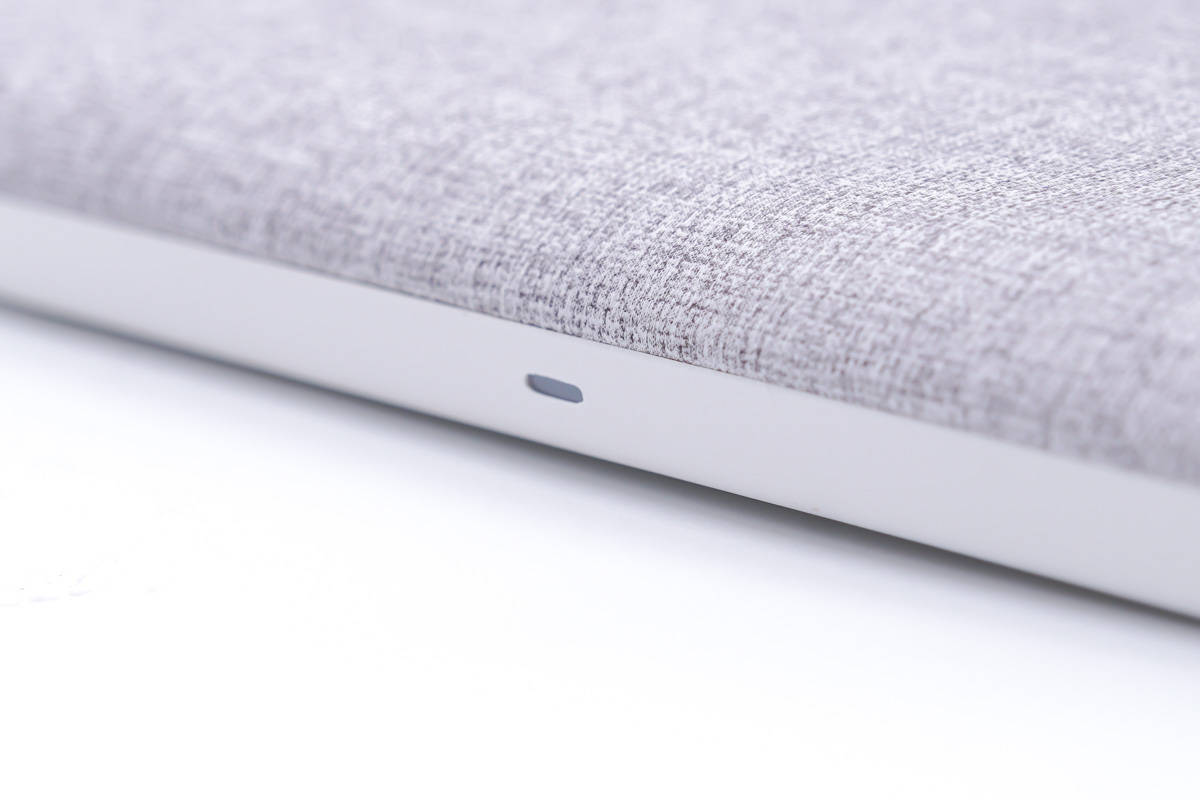 充电新体验MOMAX立式双项磁吸无线充电器测评开元棋牌appiPhone 1312通用无线(图9) 充电新体验MOMAX立式双项磁吸无线充电器测评开元棋牌appiPhone 1312通用无线(图9)