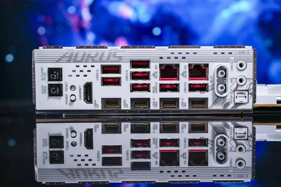 X3D系列主板免费提升游戏性能开元棋牌高端主板“模范生”技嘉(图12) X3D系列主板免费提升游戏性能开元棋牌高端主板“模范生”技嘉(图12)